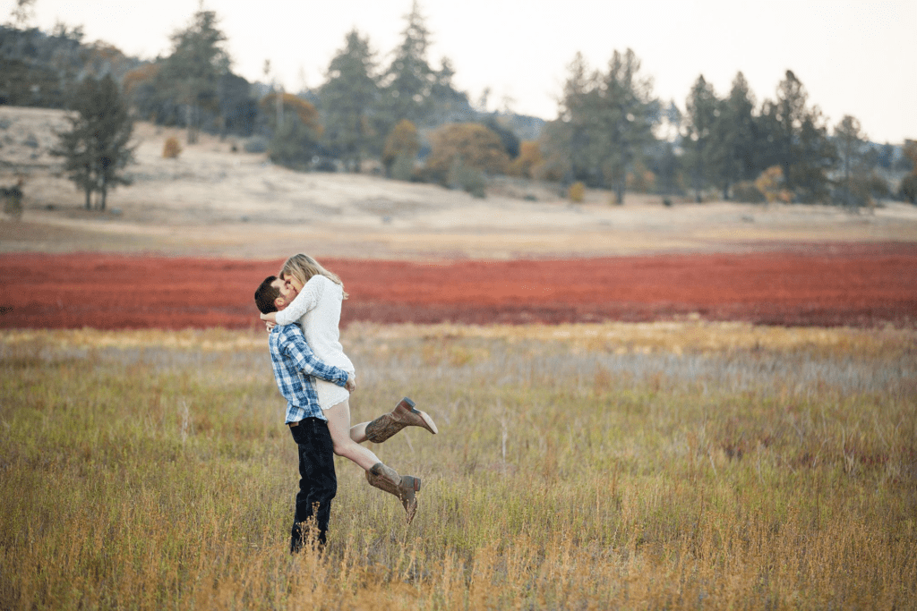 What to Wear for Engagement Photos in San Diego